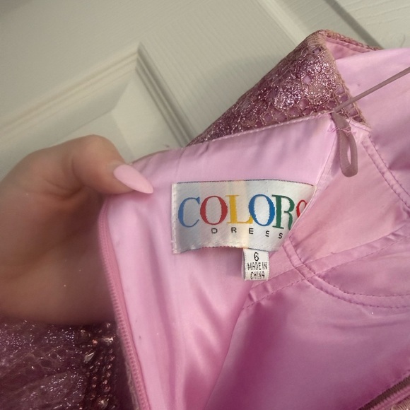 COLORS Prom / Pageant - Picture 7 of 7